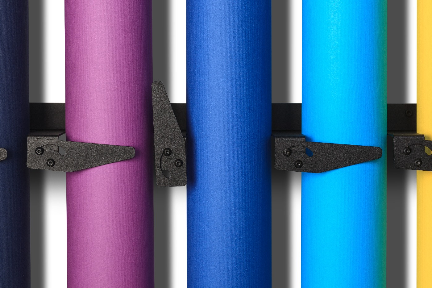 Wall-Mounted Seamless Paper Backdrop Storage Rack (5 Rolls) - Image 3